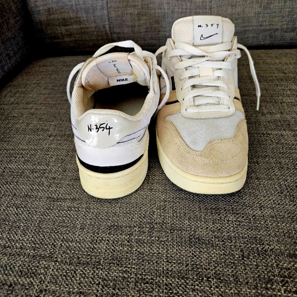 Nike N354 Squash Type Sneaker 8M